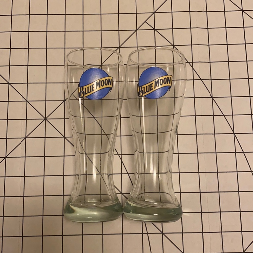 blue moon pilsner glasses